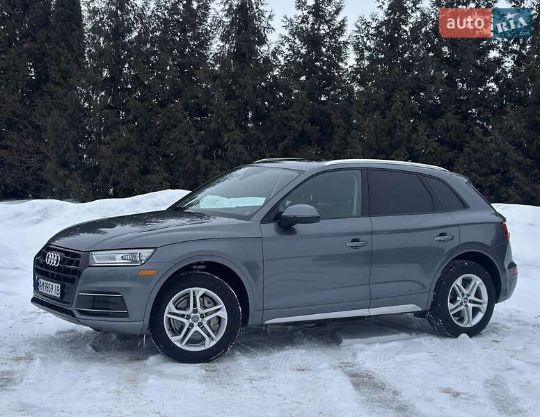 Позашляховик / Кросовер Audi Q5 2018 в Києві фото 8 Позашляховик / Кросовер Audi Q5 2018 в Києві