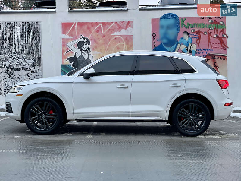 Позашляховик / Кросовер Audi Q5 2018 в Львові