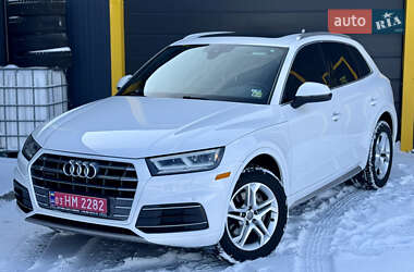 Внедорожник / Кроссовер Audi Q5 2018 в Самборе