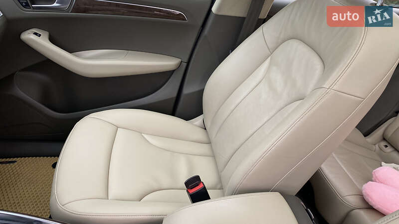 Позашляховик / Кросовер Audi Q5 2010 в Немирові