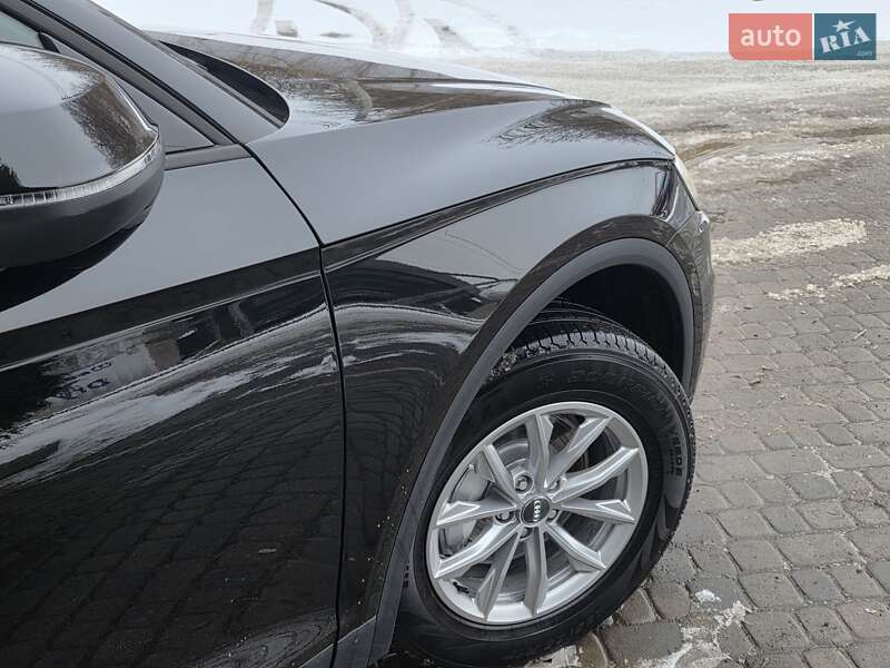 Позашляховик / Кросовер Audi Q5 2018 в Івано-Франківську