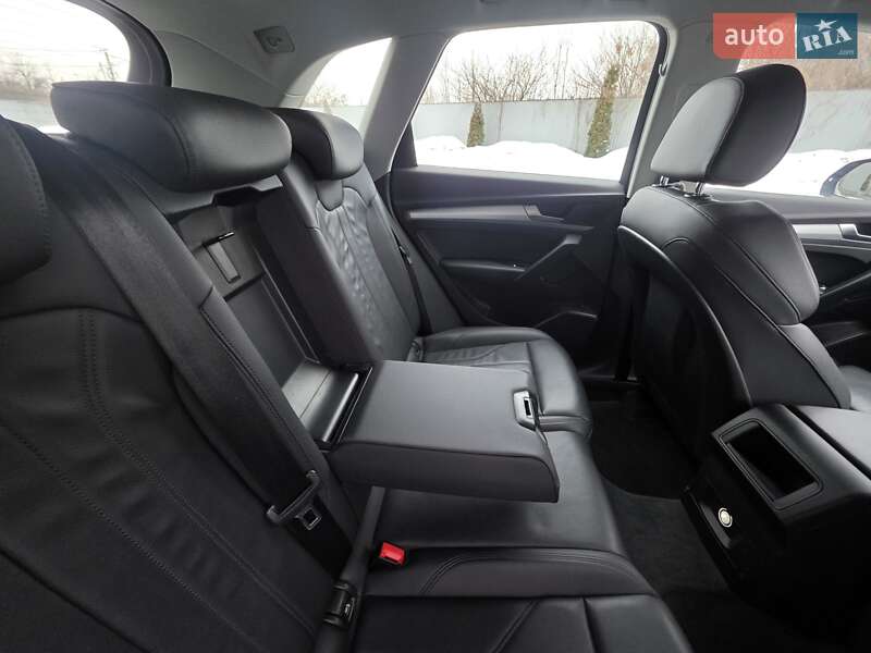 Позашляховик / Кросовер Audi Q5 2018 в Івано-Франківську