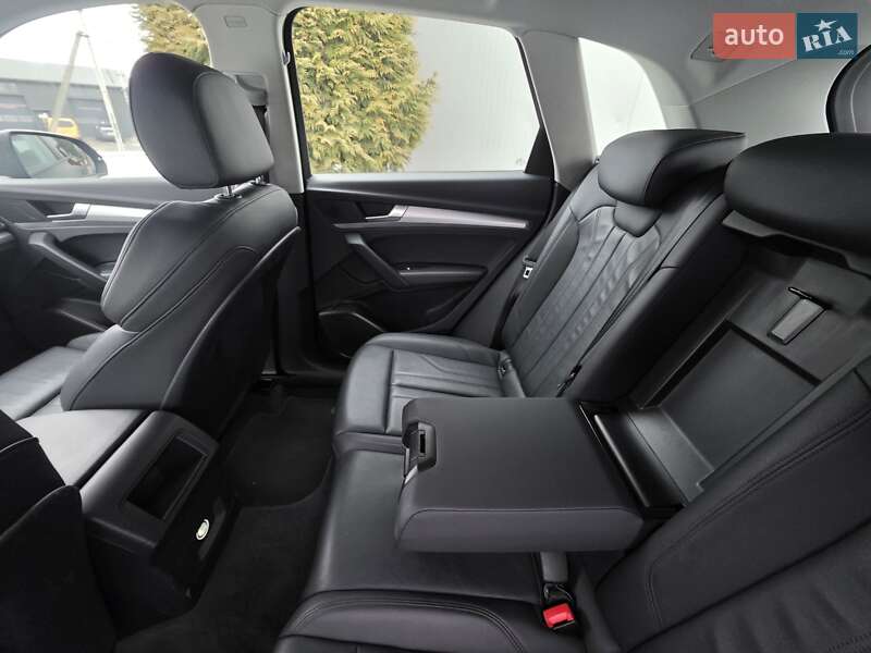 Позашляховик / Кросовер Audi Q5 2018 в Івано-Франківську