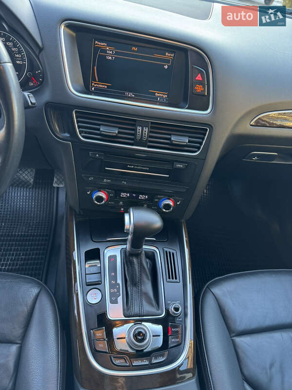 Позашляховик / Кросовер Audi Q5 2013 в Львові