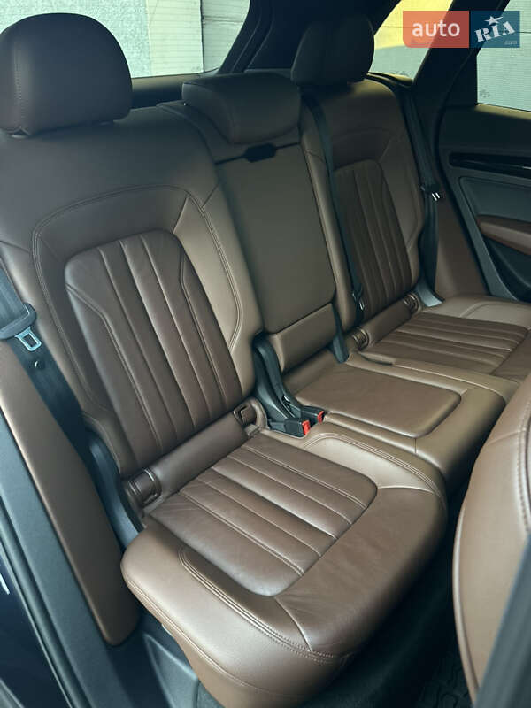 Внедорожник / Кроссовер Audi Q5 2018 в Полтаве