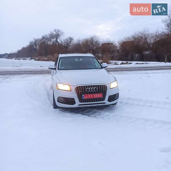 Внедорожник / Кроссовер Audi Q5 2015 в Шумске