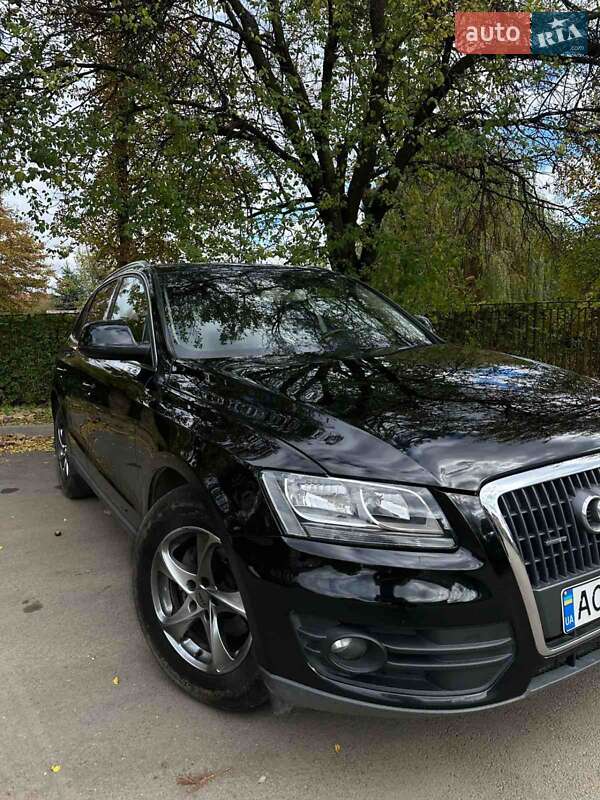 Позашляховик / Кросовер Audi Q5 2012 в Ужгороді