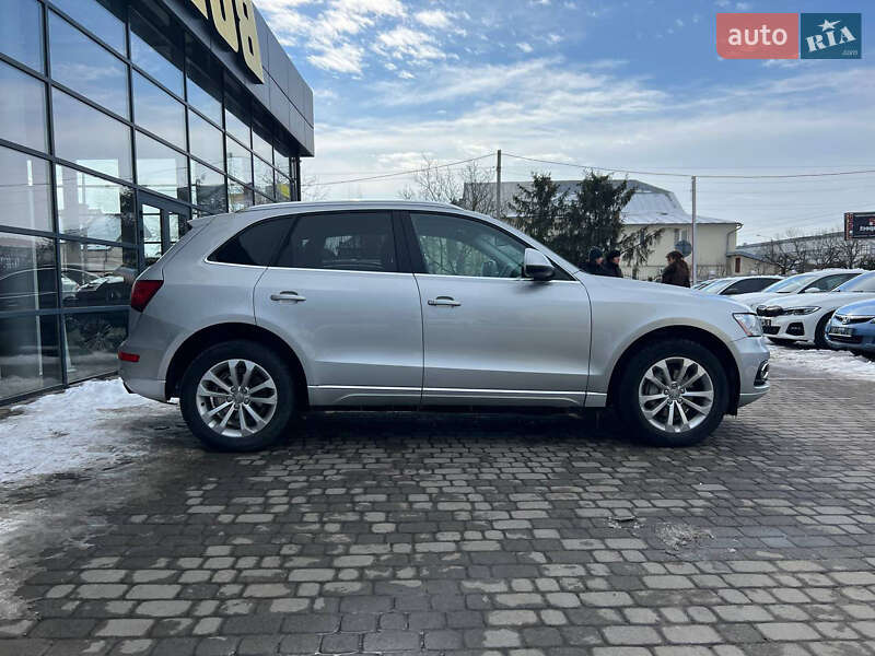 Позашляховик / Кросовер Audi Q5 2014 в Івано-Франківську