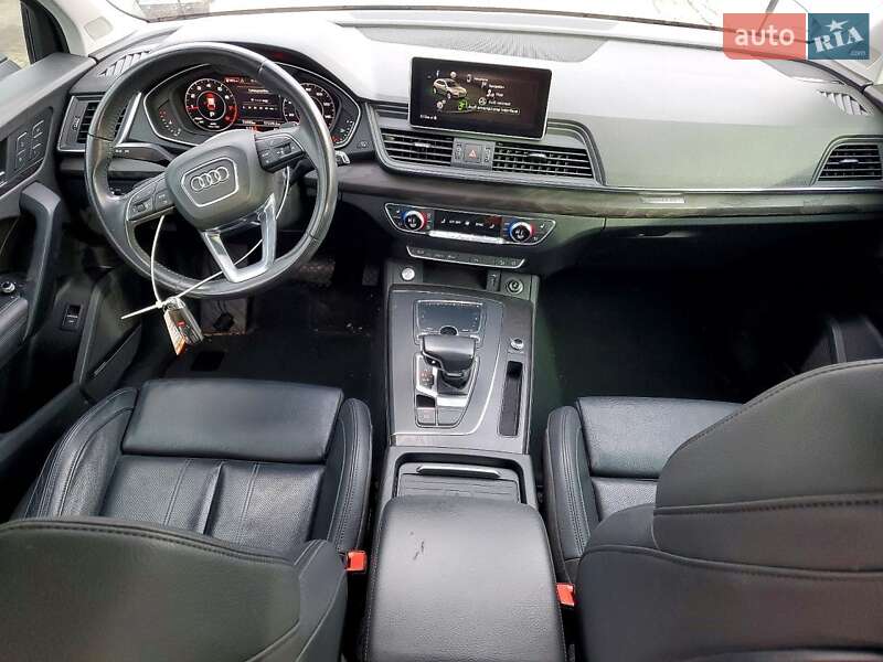 Внедорожник / Кроссовер Audi Q5 2020 в Львове