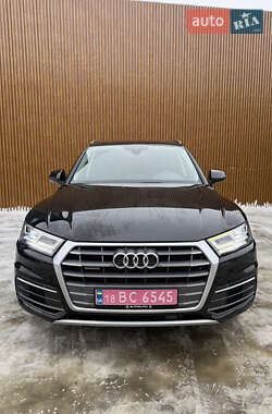 Внедорожник / Кроссовер Audi Q5 2017 в Сумах