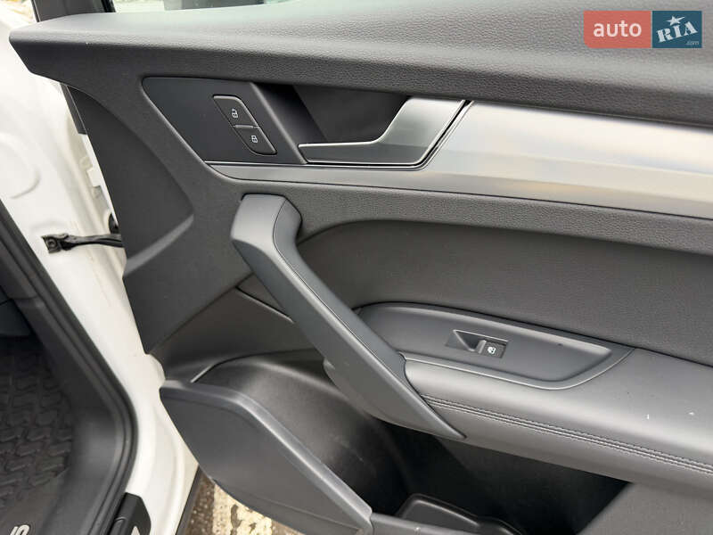 Внедорожник / Кроссовер Audi Q5 2019 в Киеве фото 26 Внедорожник / Кроссовер Audi Q5 2019 в Киеве