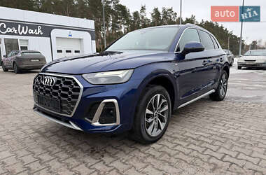 Позашляховик / Кросовер Audi Q5 2021 в Києві