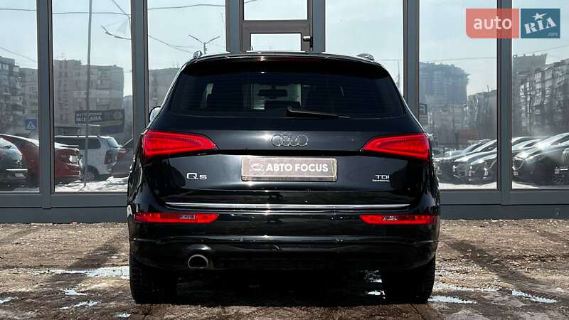 Позашляховик / Кросовер Audi Q5 2016 в Києві
