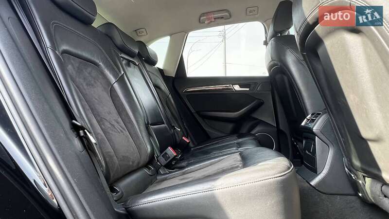 Позашляховик / Кросовер Audi Q5 2016 в Києві