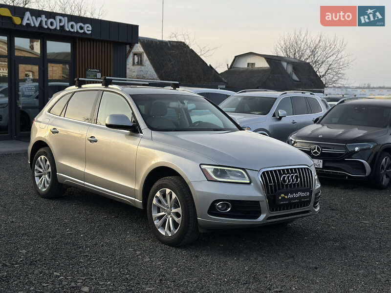 Позашляховик / Кросовер Audi Q5 2015 в Луцьку