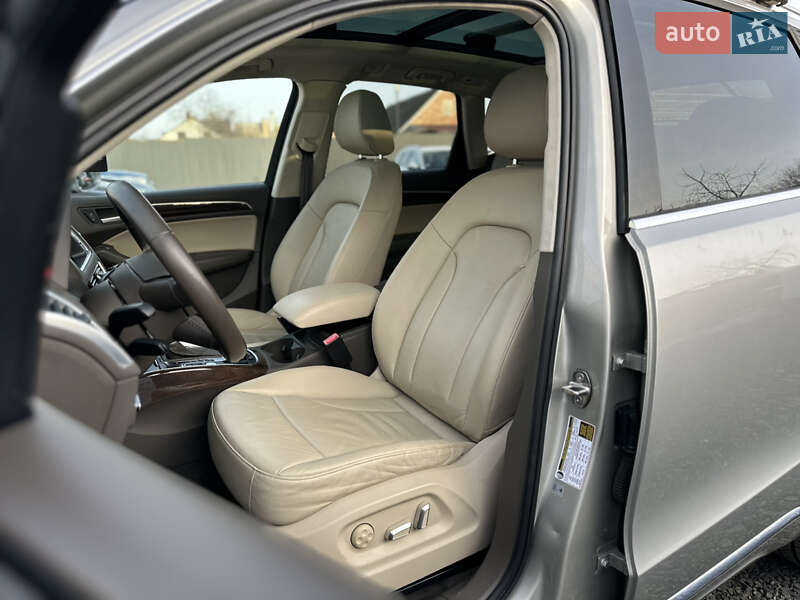 Позашляховик / Кросовер Audi Q5 2015 в Луцьку