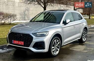 Внедорожник / Кроссовер Audi Q5 2022 в Киеве