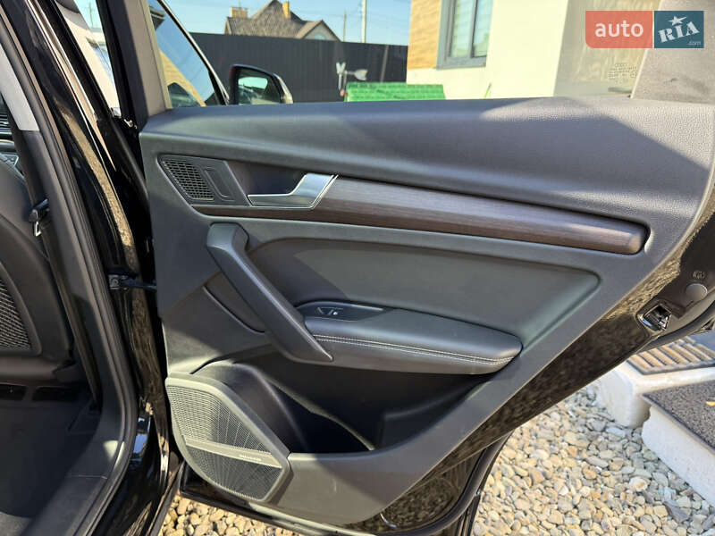 Внедорожник / Кроссовер Audi Q5 2020 в Стрые