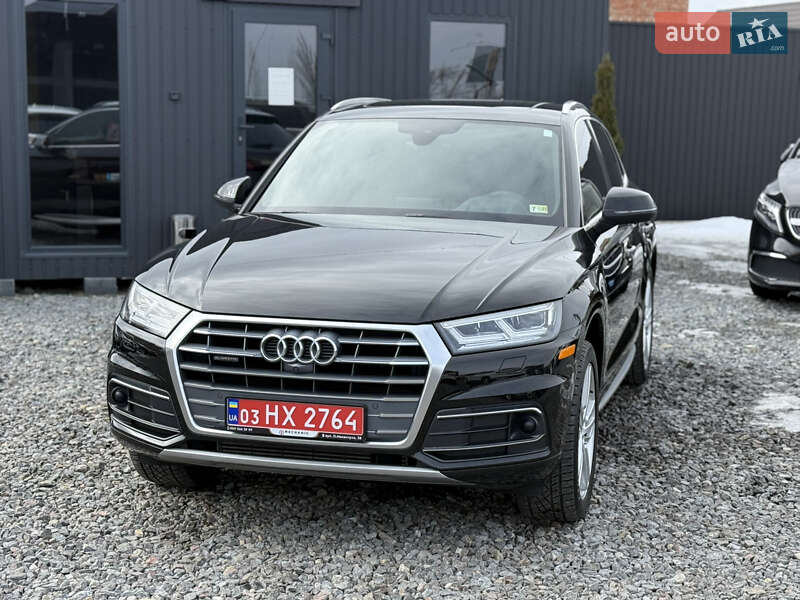 Позашляховик / Кросовер Audi Q5 2018 в Чернівцях