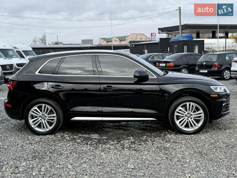 Позашляховик / Кросовер Audi Q5 2018 в Чернівцях