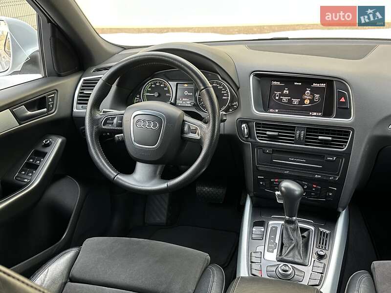 Внедорожник / Кроссовер Audi Q5 2011 в Харькове