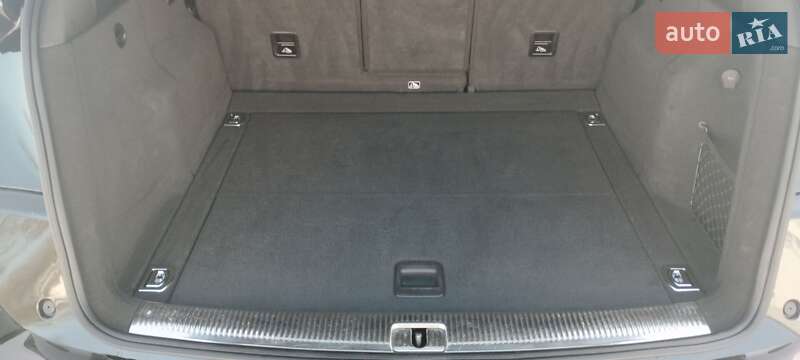 Внедорожник / Кроссовер Audi Q5 2016 в Ровно фото 39 Внедорожник / Кроссовер Audi Q5 2016 в Ровно