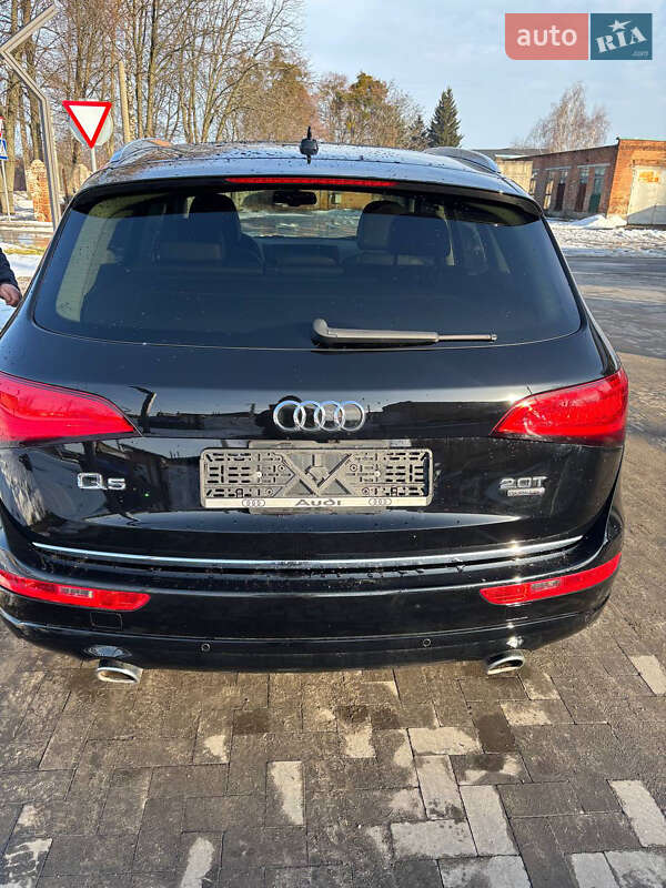 Позашляховик / Кросовер Audi Q5 2015 в Лубнах
