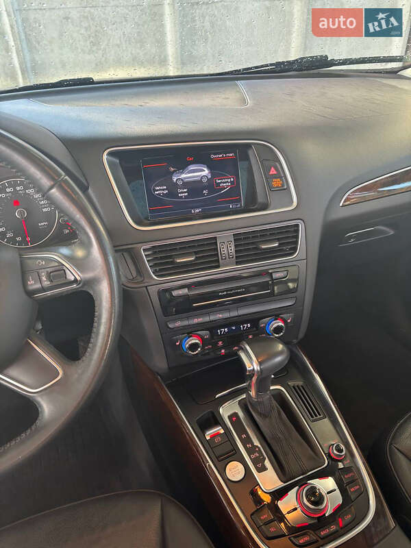 Позашляховик / Кросовер Audi Q5 2015 в Лубнах