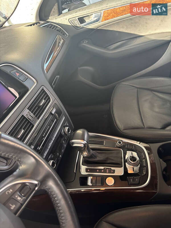 Позашляховик / Кросовер Audi Q5 2015 в Лубнах