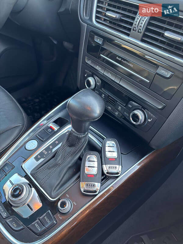 Позашляховик / Кросовер Audi Q5 2015 в Лубнах