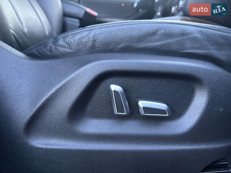 Внедорожник / Кроссовер Audi Q5 2015 в Дрогобыче