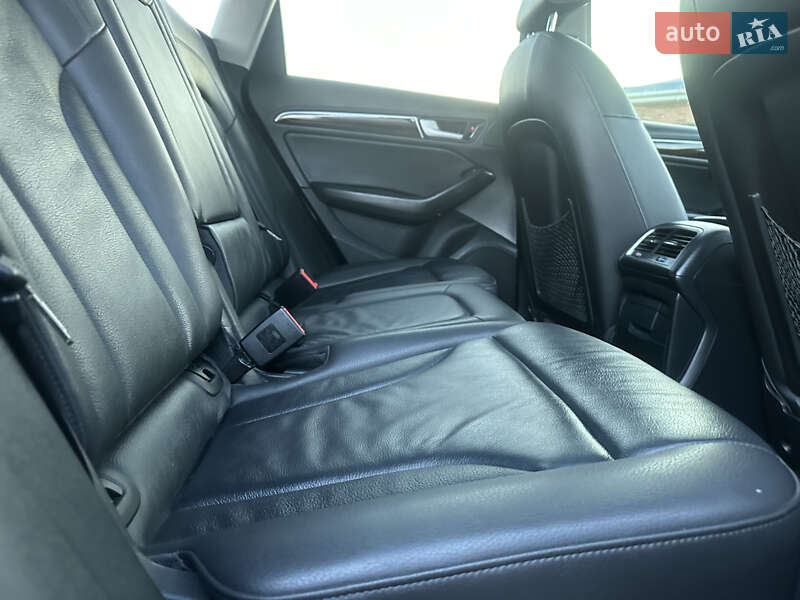 Внедорожник / Кроссовер Audi Q5 2015 в Дрогобыче