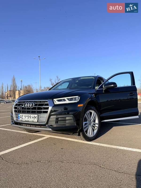 Позашляховик / Кросовер Audi Q5 2019 в Кривому Розі