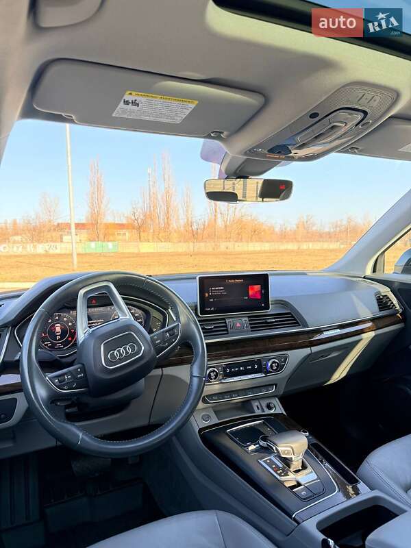 Позашляховик / Кросовер Audi Q5 2019 в Кривому Розі