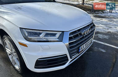 Внедорожник / Кроссовер Audi Q5 2018 в Харькове