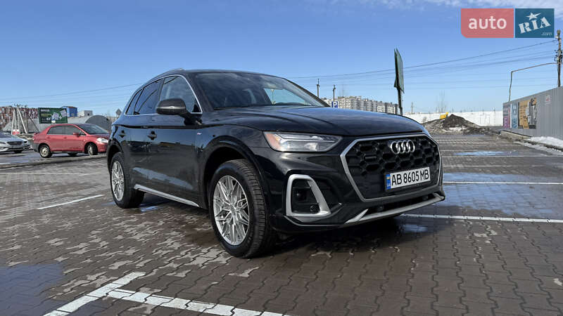 Позашляховик / Кросовер Audi Q5 2022 в Києві