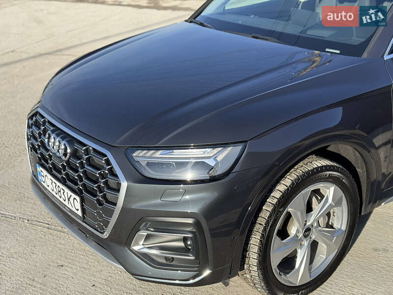 Позашляховик / Кросовер Audi Q5 2020 в Львові