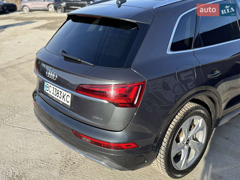 Позашляховик / Кросовер Audi Q5 2020 в Львові