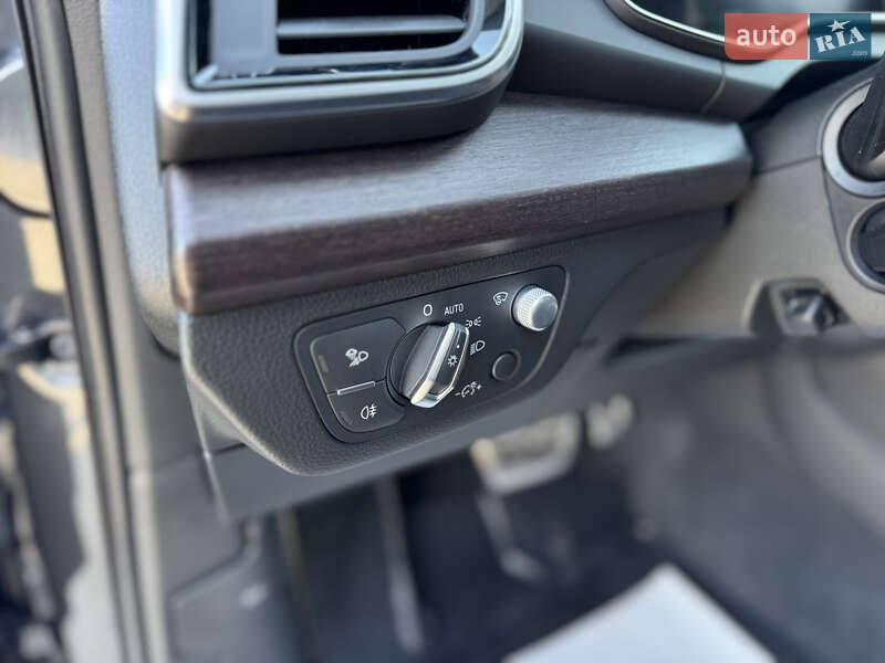 Позашляховик / Кросовер Audi Q5 2020 в Львові