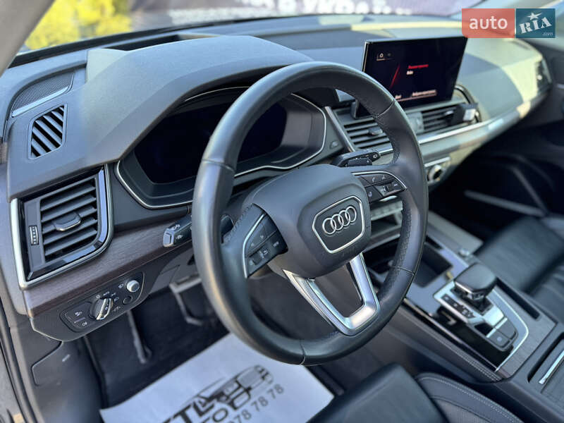 Позашляховик / Кросовер Audi Q5 2020 в Львові