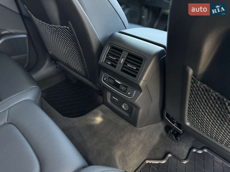 Позашляховик / Кросовер Audi Q5 2020 в Львові