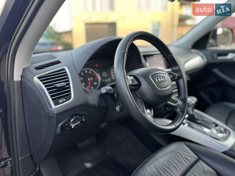 Позашляховик / Кросовер Audi Q5 2015 в Володимирі фото 32 Позашляховик / Кросовер Audi Q5 2015 в Володимирі