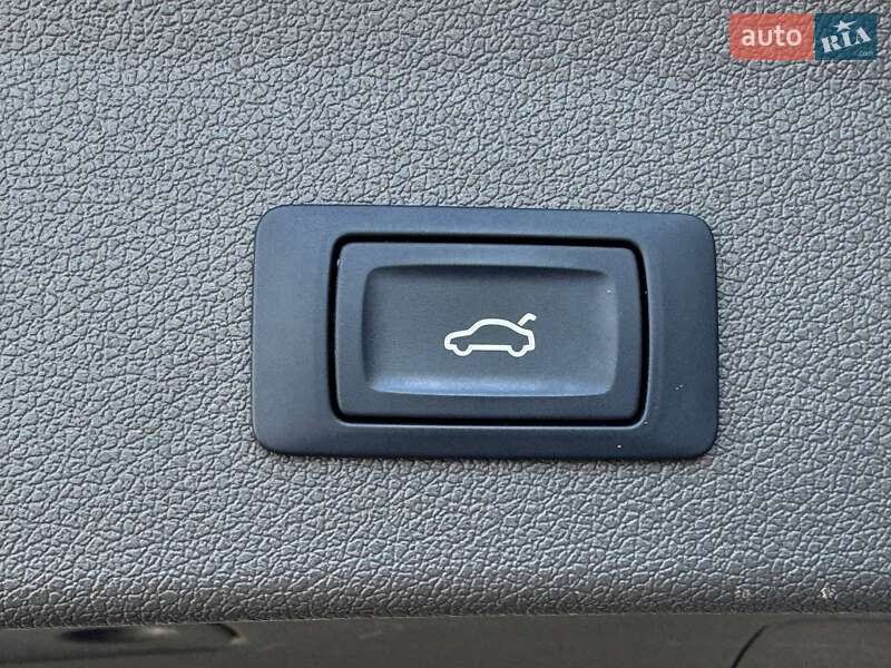 Внедорожник / Кроссовер Audi Q5 2015 в Ровно