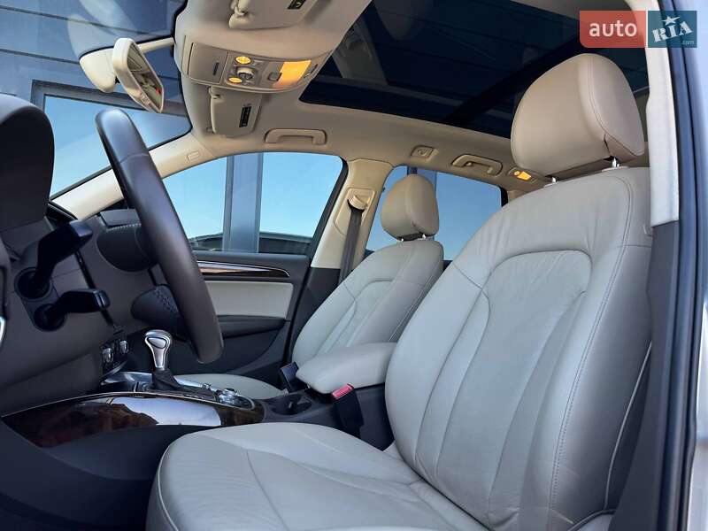 Внедорожник / Кроссовер Audi Q5 2015 в Ровно