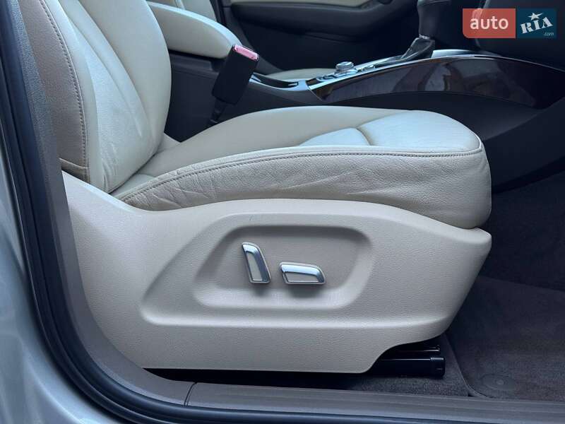 Внедорожник / Кроссовер Audi Q5 2015 в Ровно