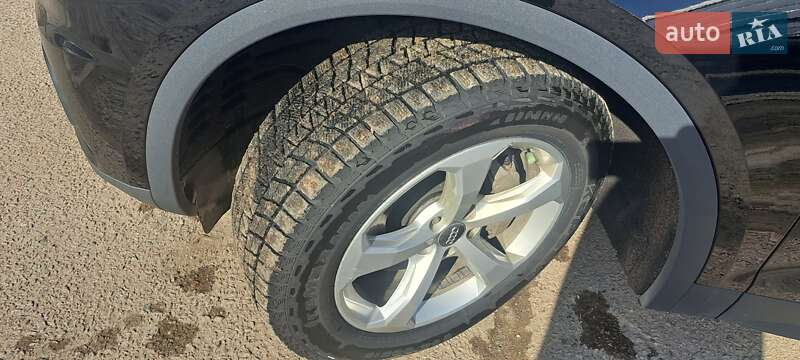 Позашляховик / Кросовер Audi Q5 2020 в Полтаві