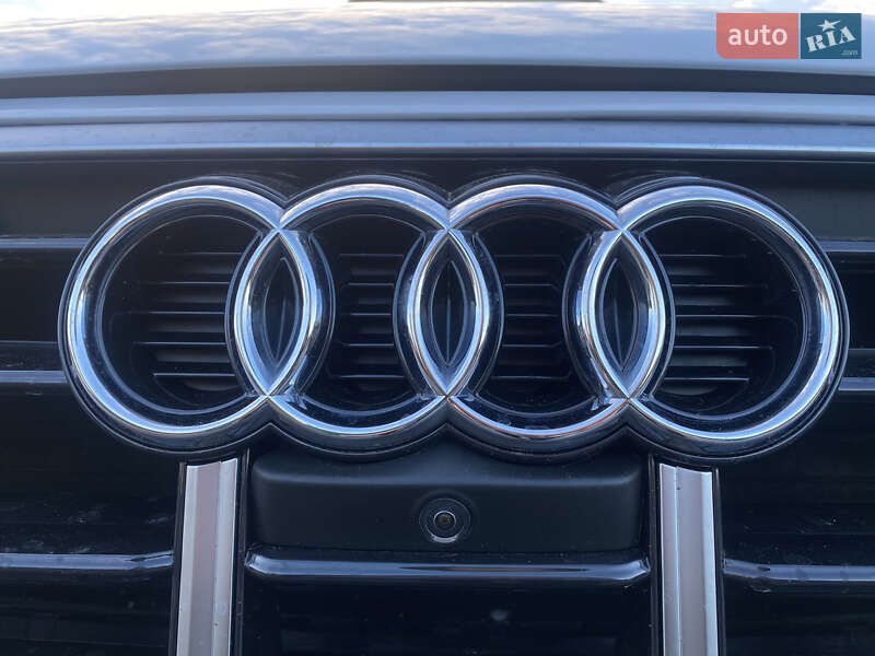 Внедорожник / Кроссовер Audi Q5 2021 в Луцке