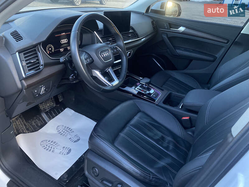 Внедорожник / Кроссовер Audi Q5 2021 в Луцке