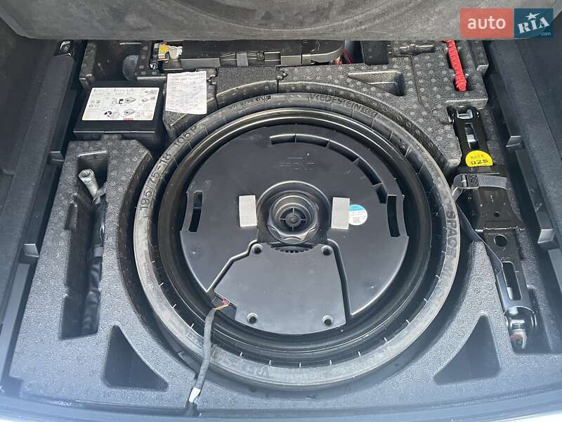 Позашляховик / Кросовер Audi Q5 2017 в Львові фото 37 Позашляховик / Кросовер Audi Q5 2017 в Львові