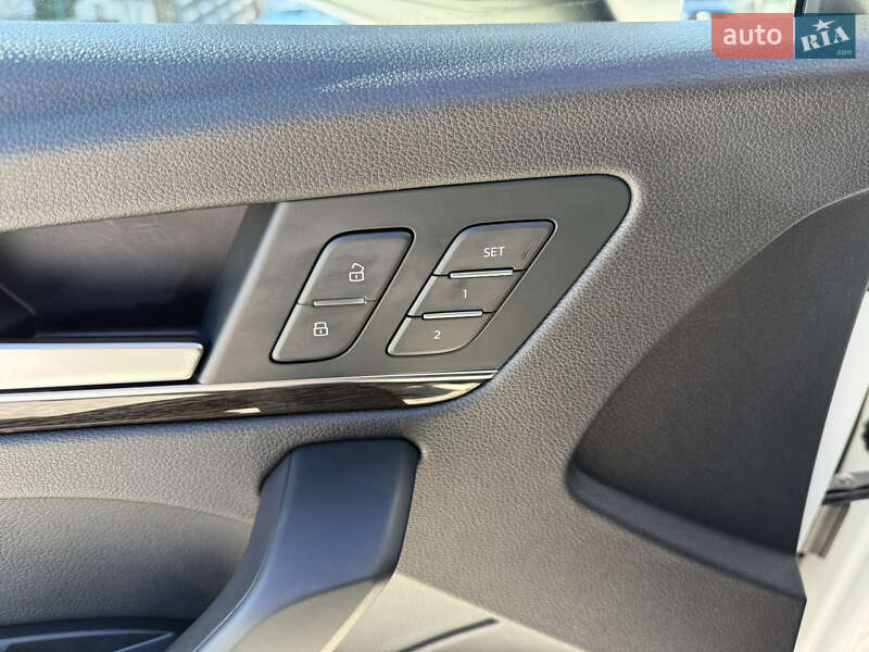 Позашляховик / Кросовер Audi Q5 2018 в Києві фото 19 Позашляховик / Кросовер Audi Q5 2018 в Києві